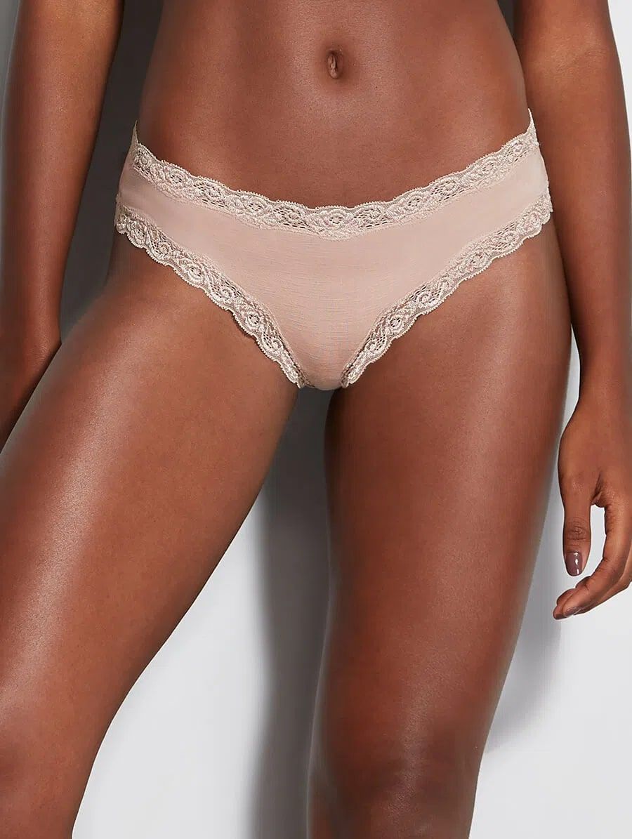 Brazilian tanga style panties with lace