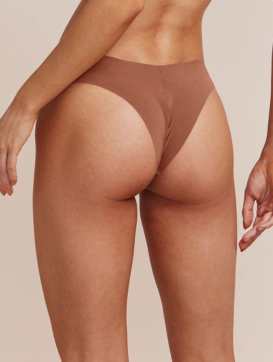 Seamless microfiber bikini briefs